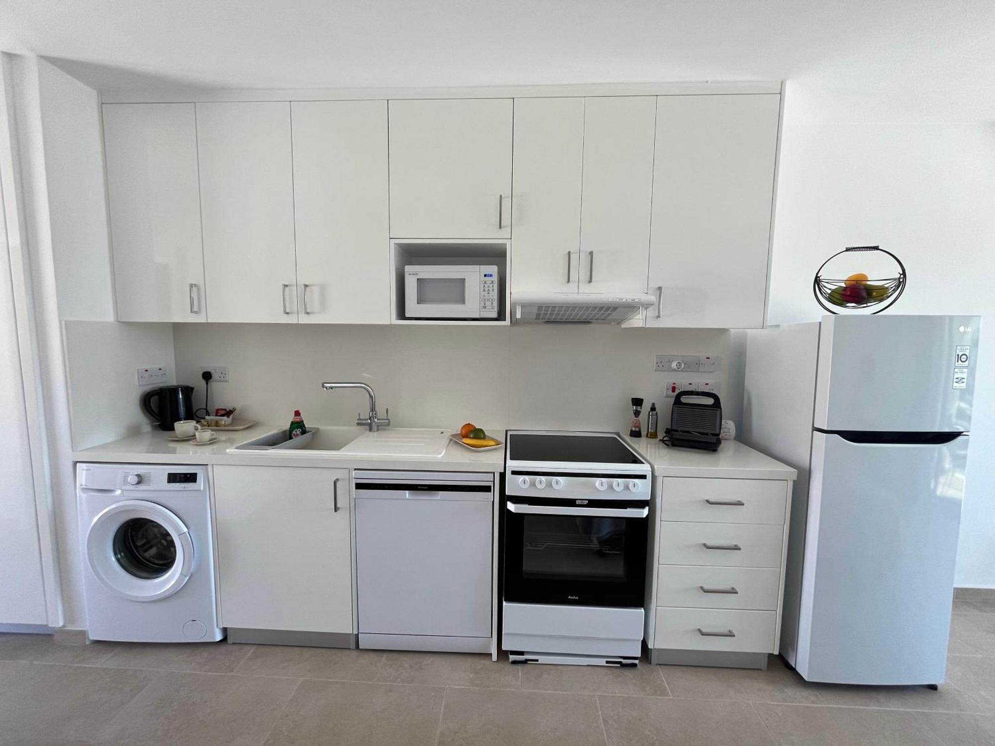 Papho'S Mare Apts Пафос Екстериор снимка